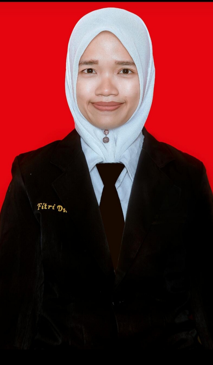 <center>Wali Kelas & Pembina PMR<br>FITRI DWI RIZKY AMALIA, S.Pd.</center>