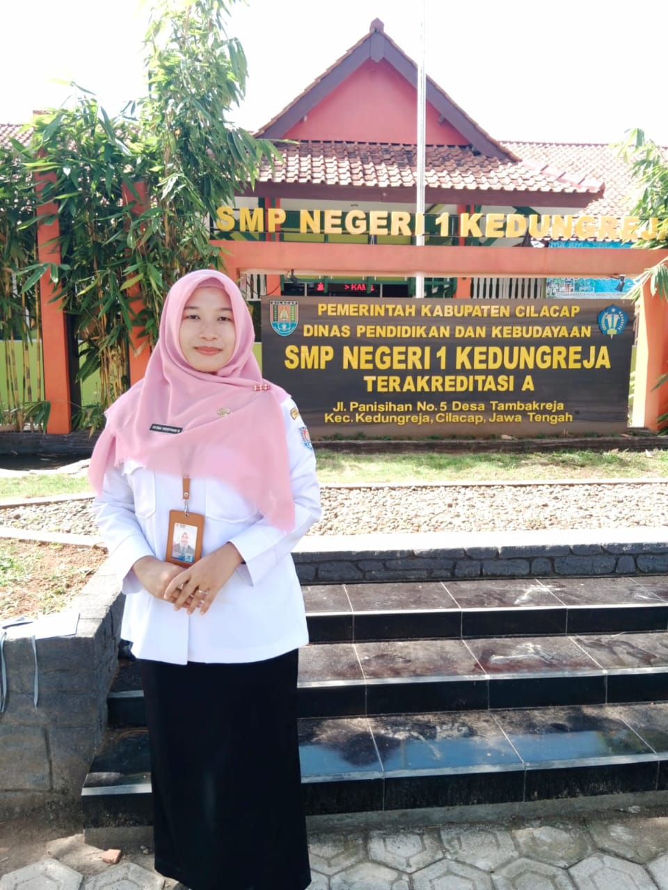 <center>Wali Kelas<br>FATMA INDRIYANI NIKMAH, S.Pd.</center>